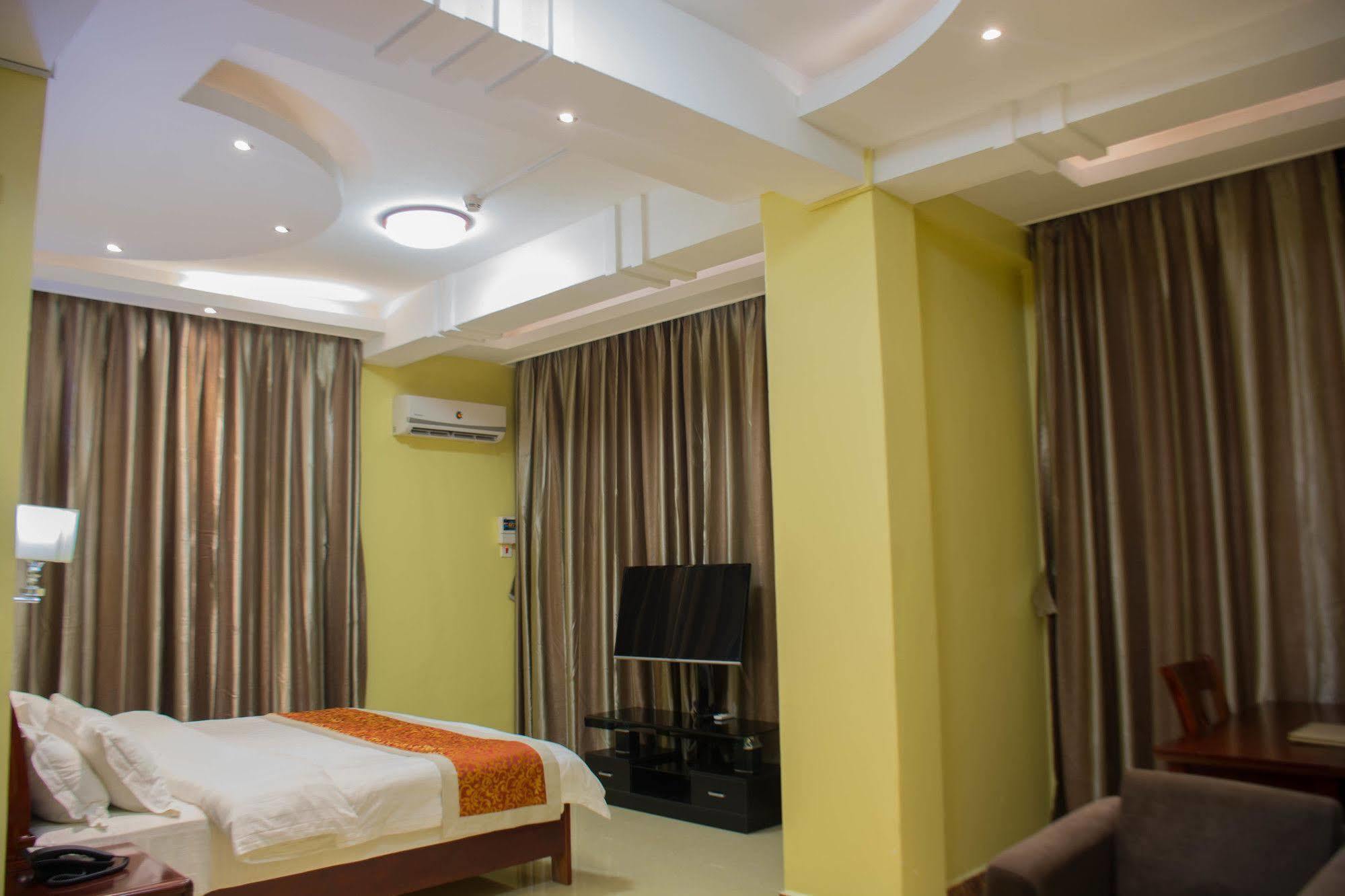 Hong Kong Hotel Dar es Salaam Extérieur photo