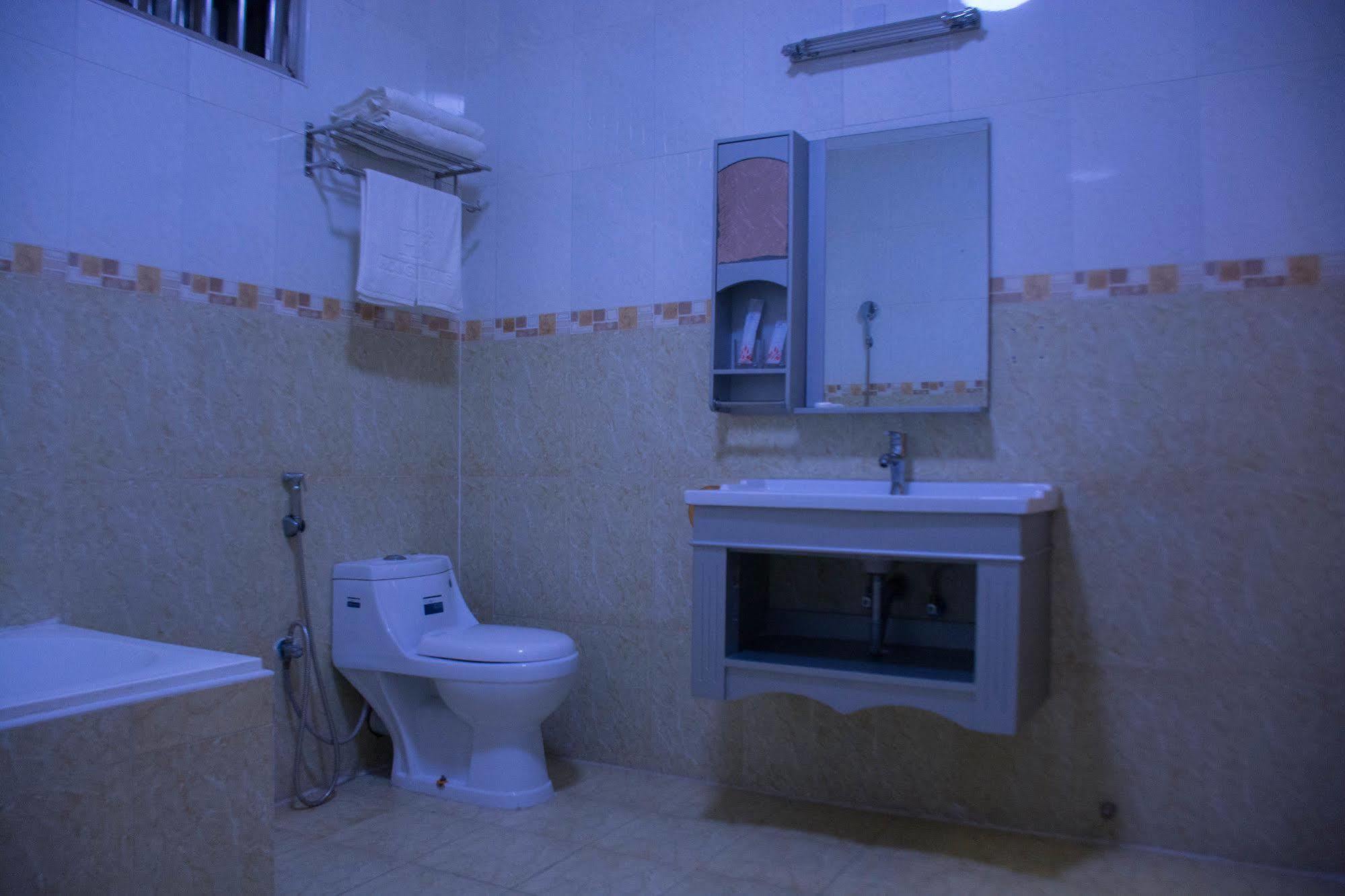 Hong Kong Hotel Dar es Salaam Extérieur photo