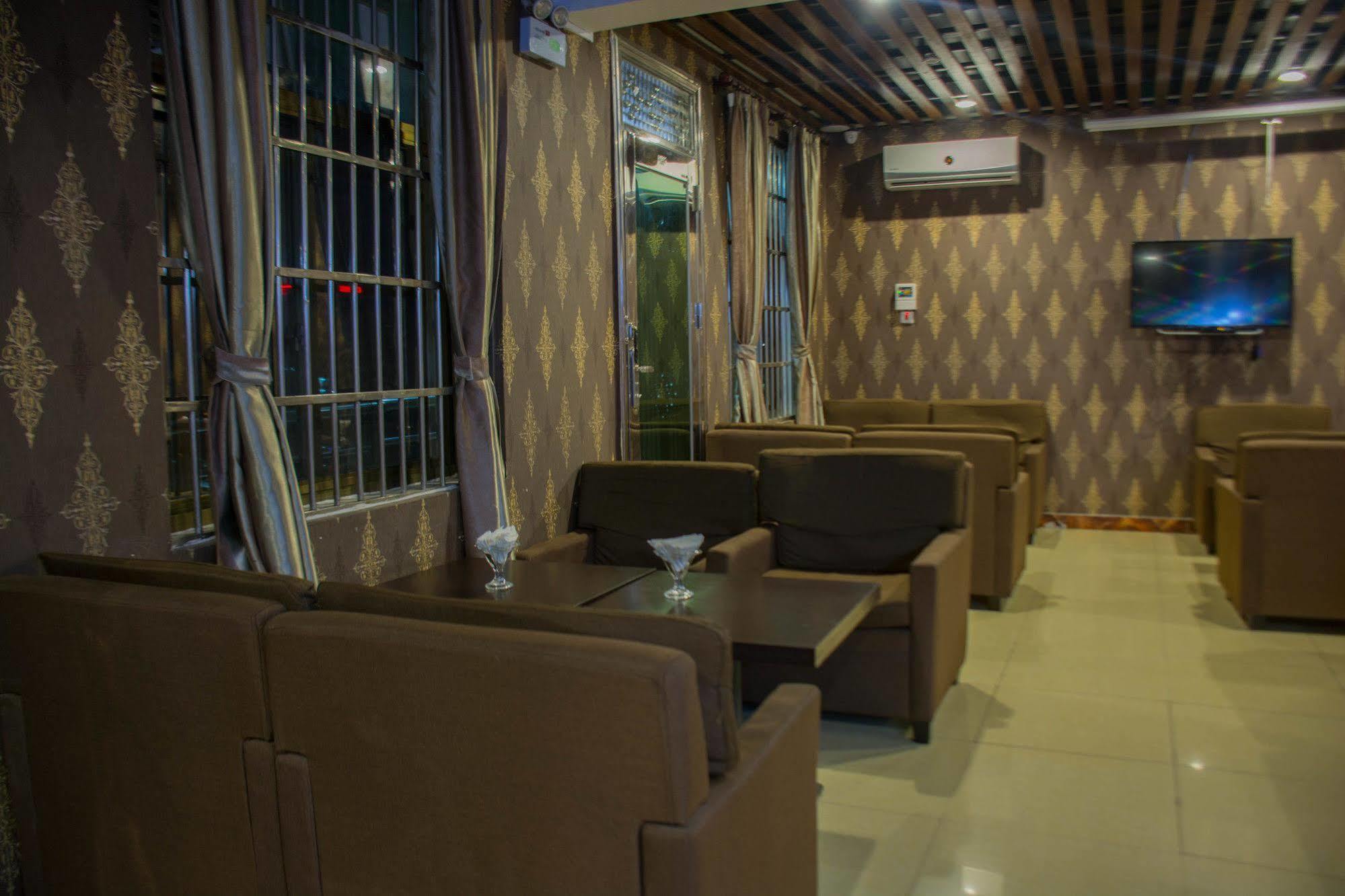 Hong Kong Hotel Dar es Salaam Extérieur photo