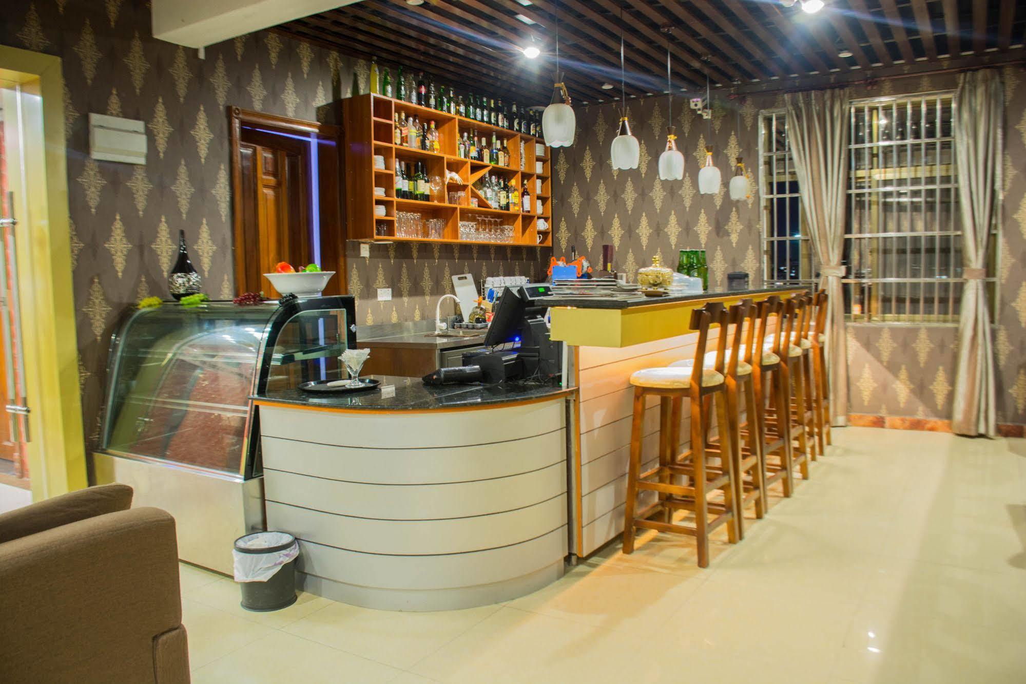 Hong Kong Hotel Dar es Salaam Extérieur photo